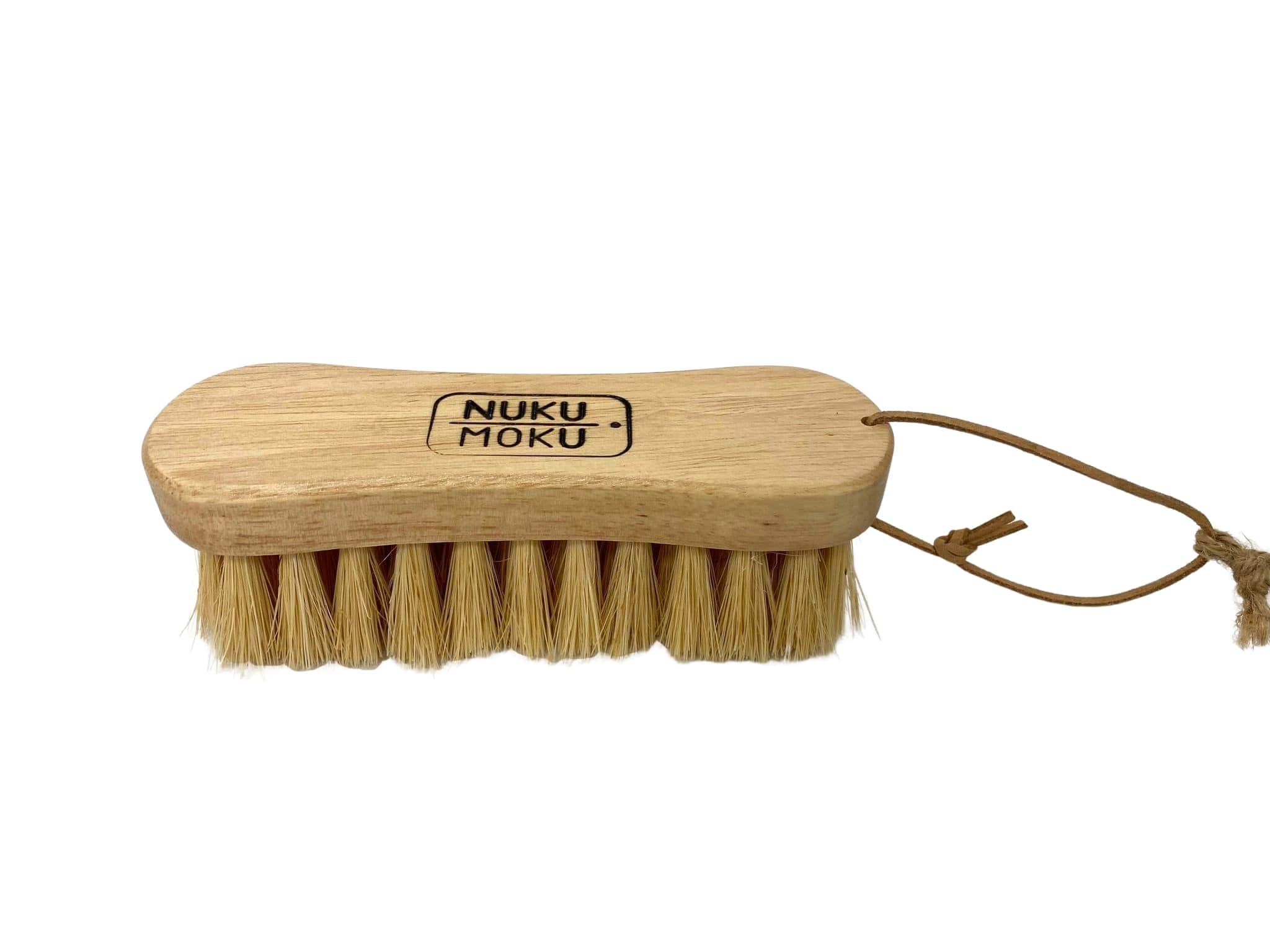 

Nippon Cleantec NUKUMOKU Hand Brush Packing Depth 5cm Total Length Natural Fiber Suitable for Polishing and Cleaning Commercial Use Site Entryway