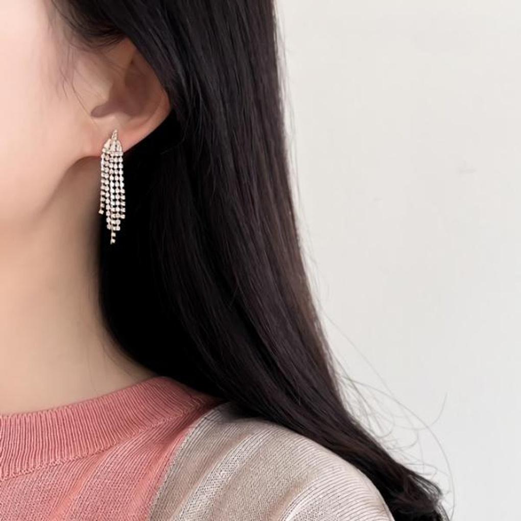 Women's Sharp Cubic Drop Earrings (Silver Needle)