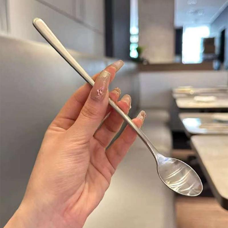 1Pieces Stainless Steel Round Spoon Net Red Golden Dinner Long Handle Stirring Dessert Spoons Outdoor Tableware