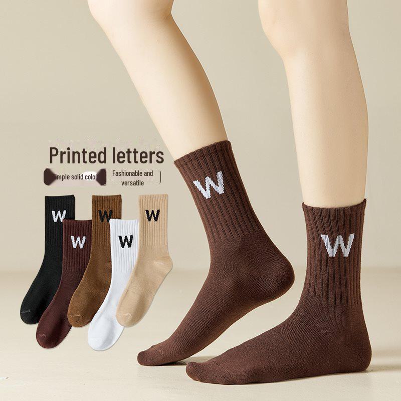 

Жіночі осінньо-зимові шкарпетки середньої довжини в японському стилі - трендові однотонні, чорно-білі спортивні махрові шкарпетки Free Size [35-42]