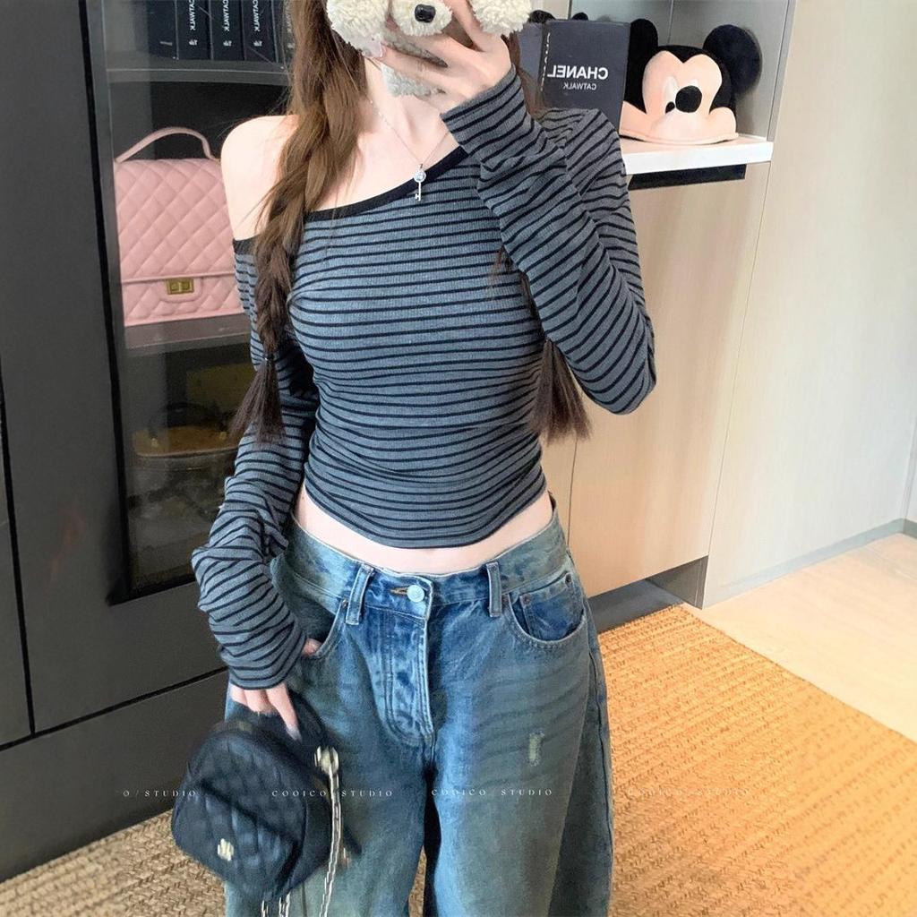 Design Sense Sexy Slant Shoulder Slim Skinny Long Sleeve T-Shirt Women's Autumn and Winter Niche Bottom Shirt Off-Shoulder Top