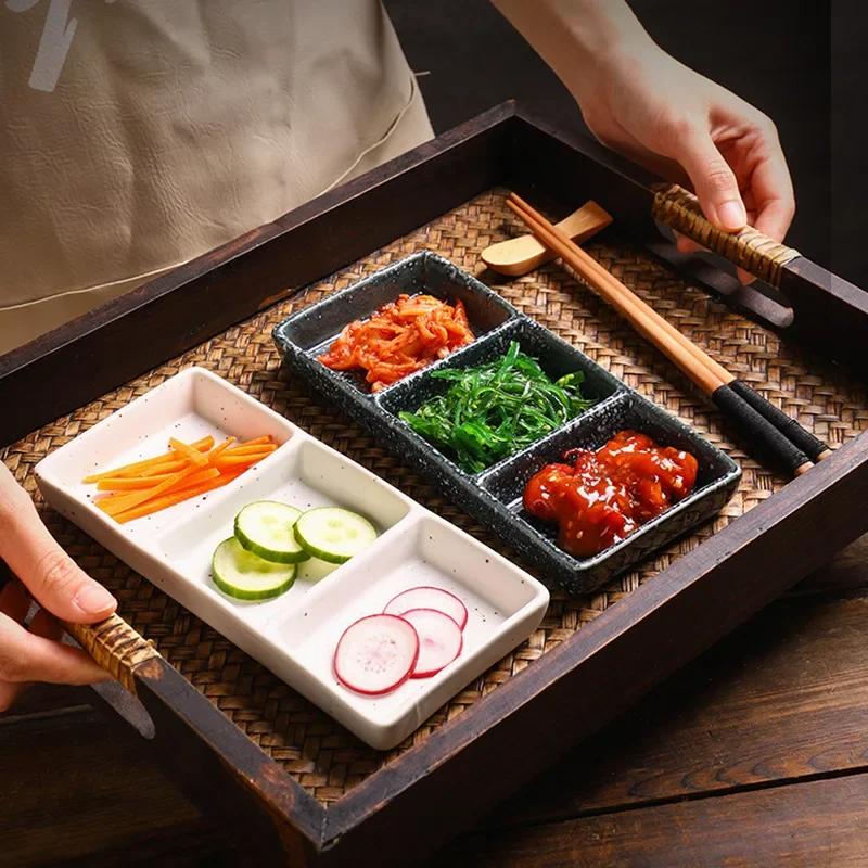 Ceramic dish Japanese kitchen sauces Commercial dipping sauces soy sauce vinegar saucer Household three side dish seasoning bowl