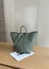 New woven tote bag for women, large capacity single shoulder crossbody bag, fashionable commuter handbag, versatile and high-end