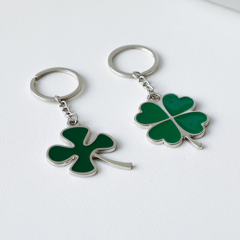 Four-leaf clover lucky keyring keychain key holder