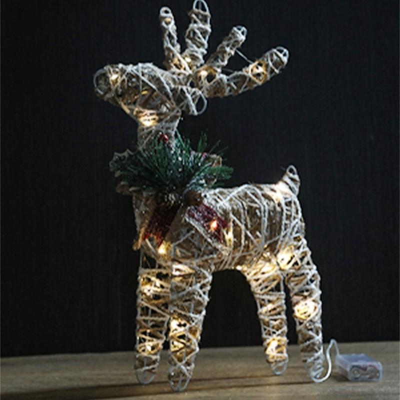 Elegant Iron Reindeer Figurine Christmas Tree Decoration Modern Simple Design For Holiday Displays