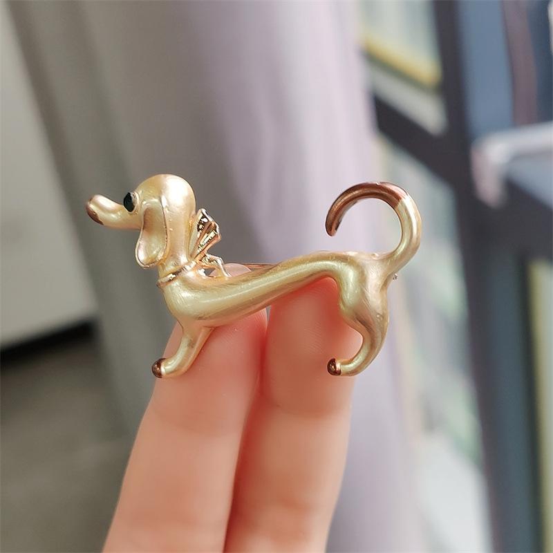 Cute Oil Dripping Dachshund Dog Alloy Brooch Clothing Pin Holiday Party Jewelry Gift