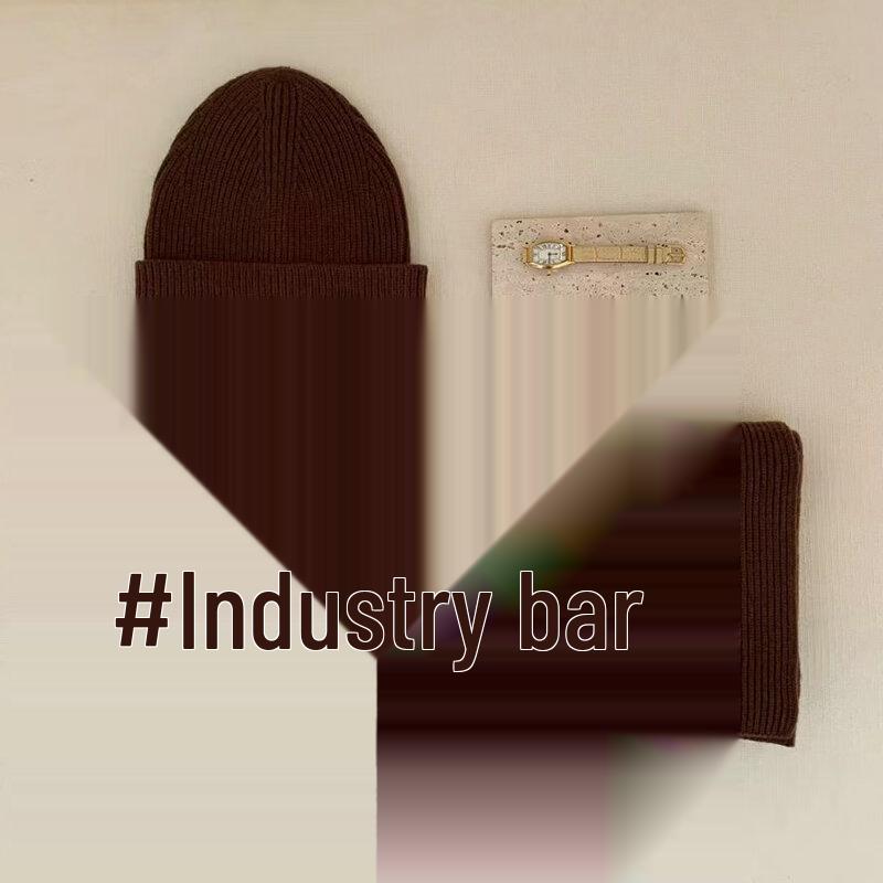 Pletená čepice, šála a rukavice v korejském stylu