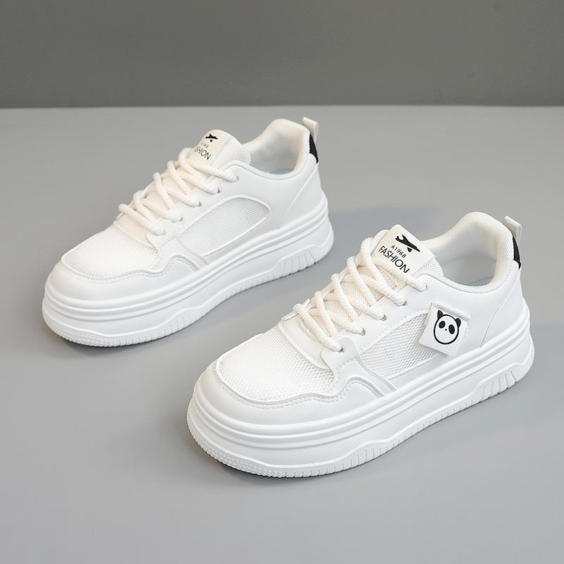 

[Customized] F162 new little white shoes women s 2025 summer breathable mesh sports shoes versatile board shoes with thick soles 35