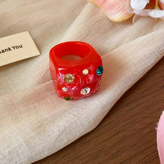 Korean Style High-End Rhinestone Resin Pleated Round Ring - Simple Index Finger Jewelry for Women