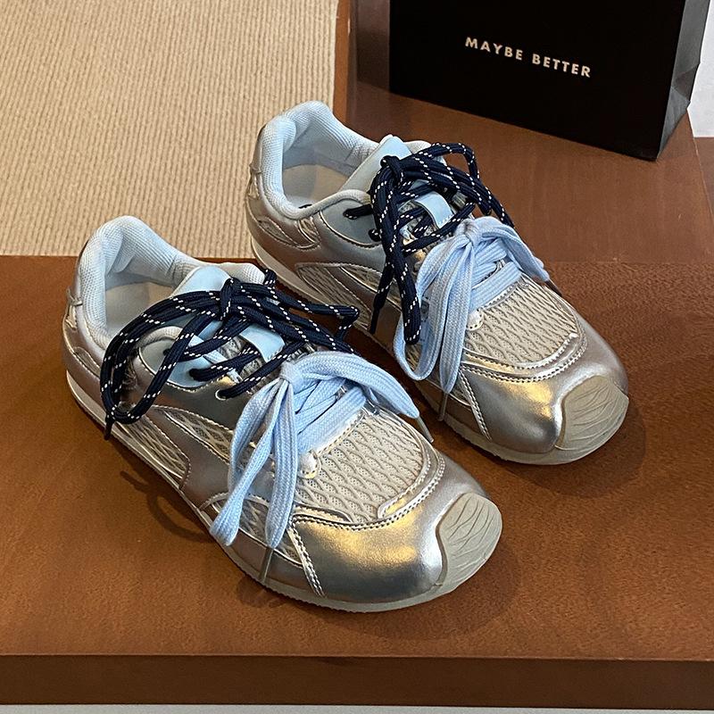 Lightweight and Fashionable Flat-bottomed Breathable Mesh German Training Shoes Women's 2025 Summer New Versatile Casual Flat-bottomed Sports Shoes