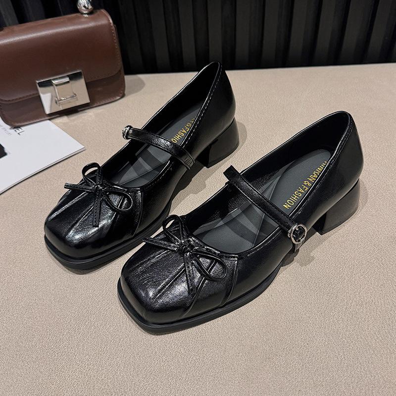 

Туфли Мэри Джейн с бантом женские 2025 новая весна серебристые одинарные туфли толстый каблук высокие каблуки красивые маленькие кожаные туфли 40