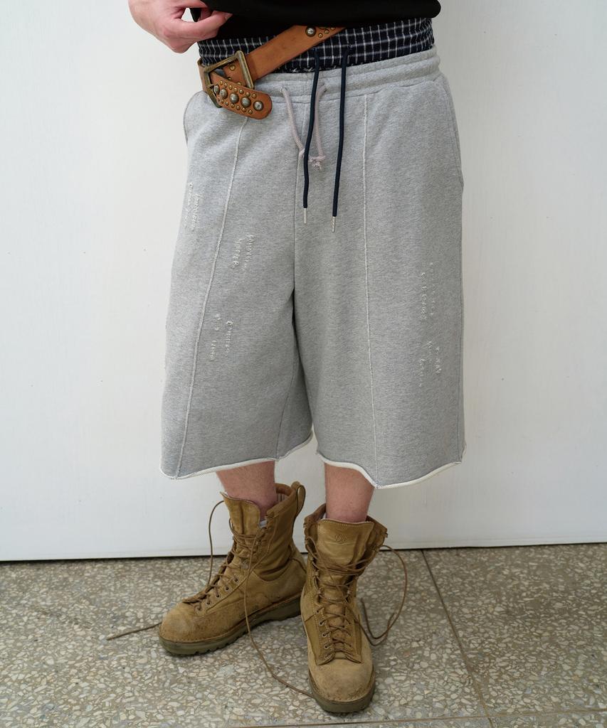 THEVINYLHOUSE Cut-Off Damage Shorts Gray