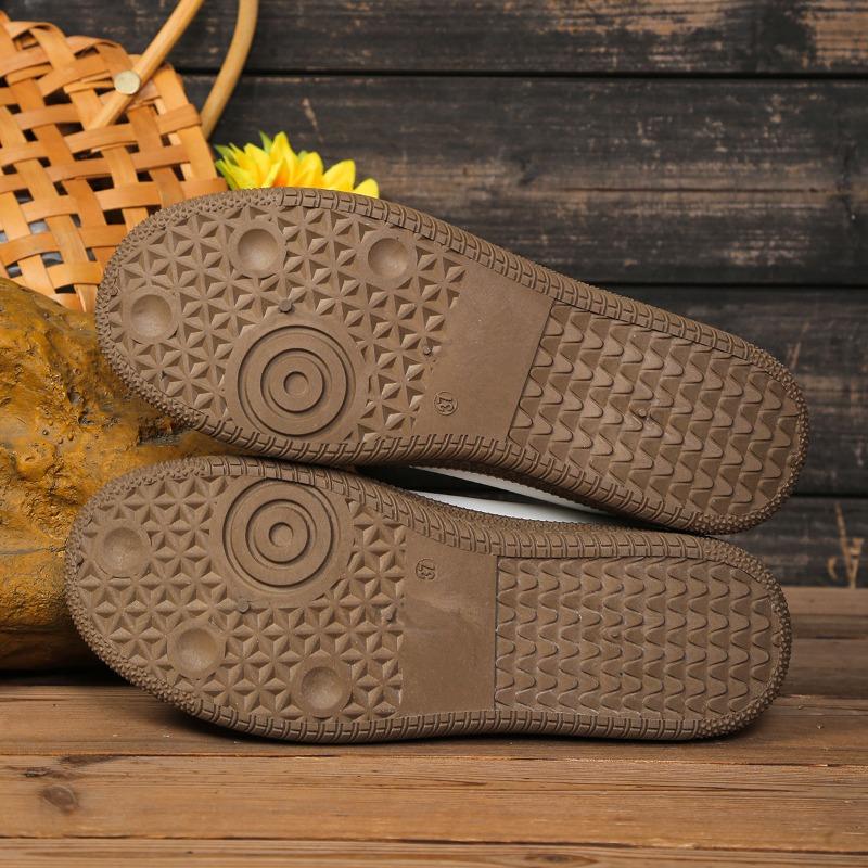 Women's Spring Flat Lightweight Color-Blocked Retro Casual Sports Board Shoes, Training Style White Footwear.