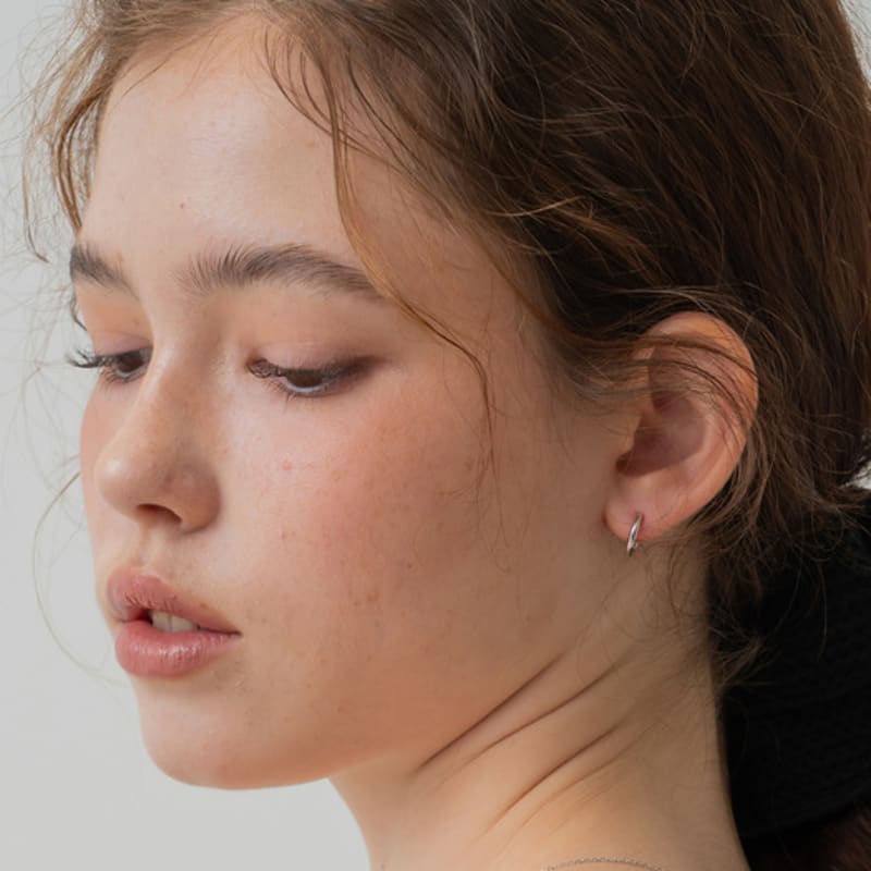 

Ssecondo [Silver925]Simple small ring earring, Lue_2 colors Gold