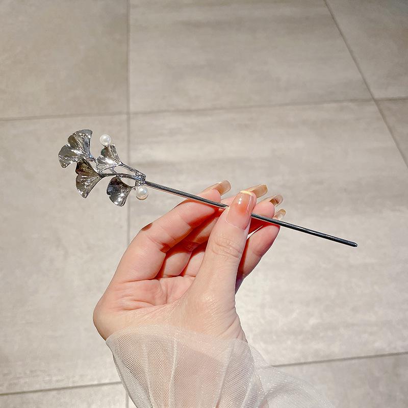 Ancient Chinese-Style Hanfu Hair Accessories: Elegant Updo Hairpins with Tassels for Women