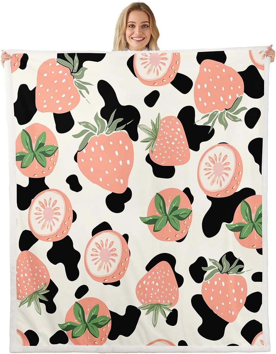 Strawberry Cow Print Sherpa Blanket Soft Fleece Throw Cozy Bedding for Women Girls Room Decor Cute Summer Gift 75X95CM