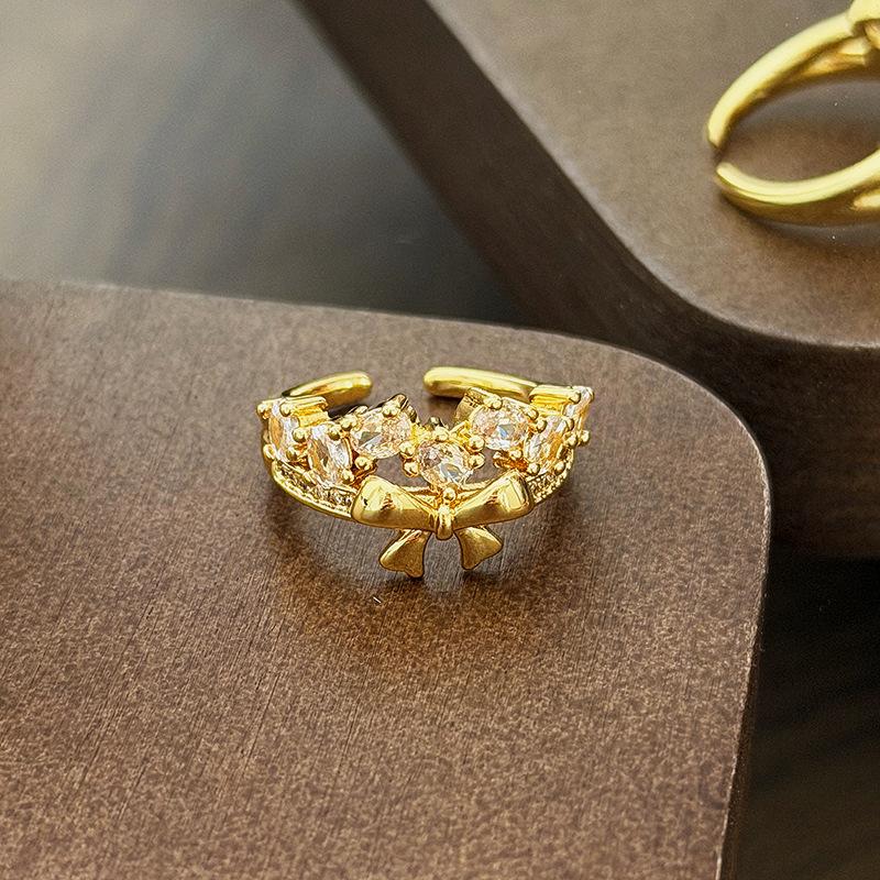 Fashionable Light Luxury Inlaid Zircon Bow Women'S Ring, Elegant Temperament For Women, Holiday Party Jewelry Gift