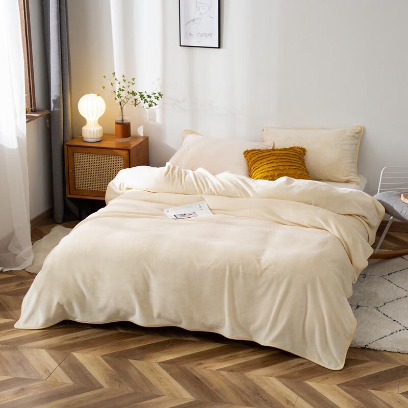 Thickened Golden Mink Flannel Winter Warm Blanket 200 x 230 cm