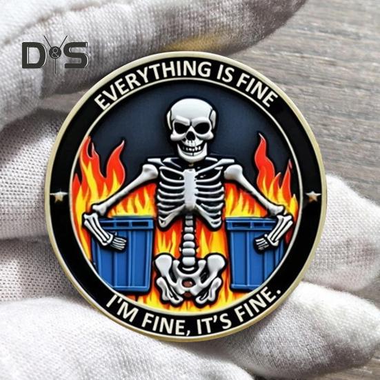 Kafatası Çöp Konteyneri Alev Madeni Para Renkli İskelet Meydan Madalyası Metal İlham Verici Cep Jetonu İş Arkadaşları Erkekler Kadınlar için Masa Aksesuarları