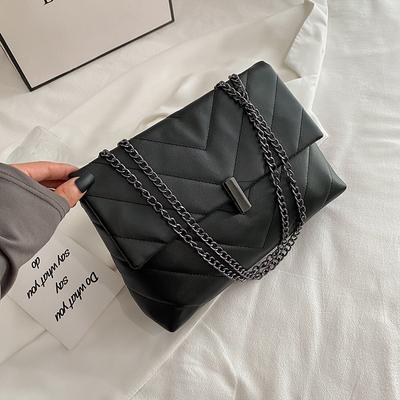 Borsa da donna a spalla retrò di tendenza 2025 nuova semplice alla moda con catena borsa a tracolla stile straniero romboidale piccola borsa quadrata a spalla