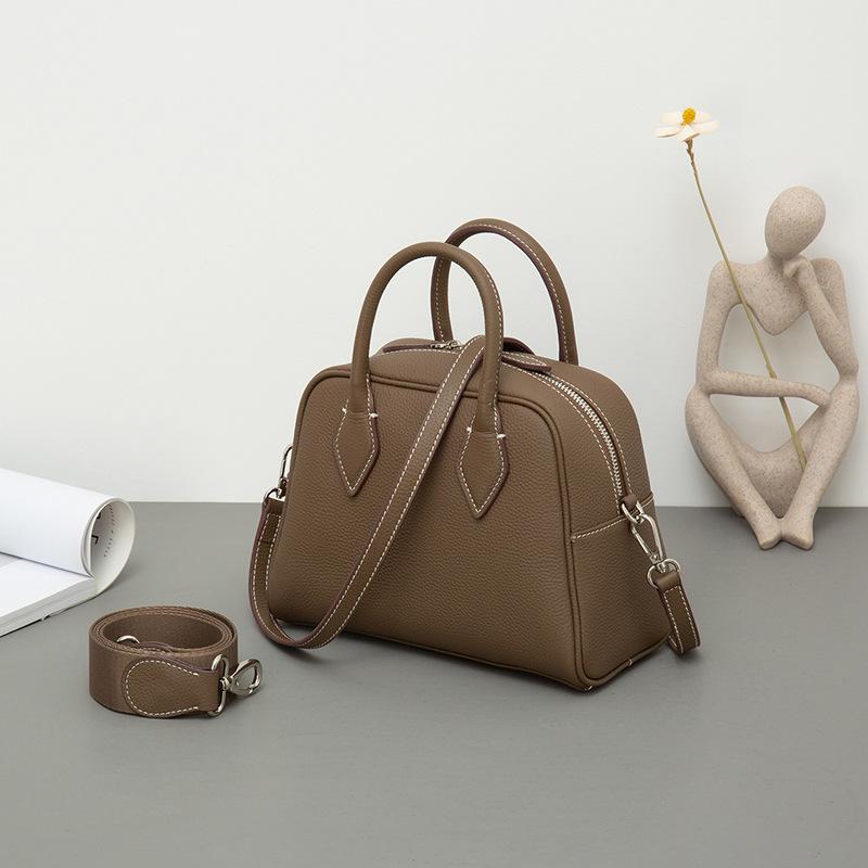 

Niche First-Layer Cowhide Boston Pillow Bag Single Shoulder Crossbody Portable Leather Women s Bag Tide Large (24x11x17cm)