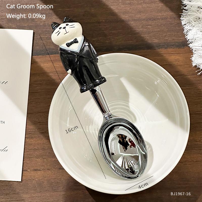 

Creative Cat Groom/Bride Model Spoon Stainless Steel Dessert Spoon Cute Creative Home Utensils Soup and Rice Spoon