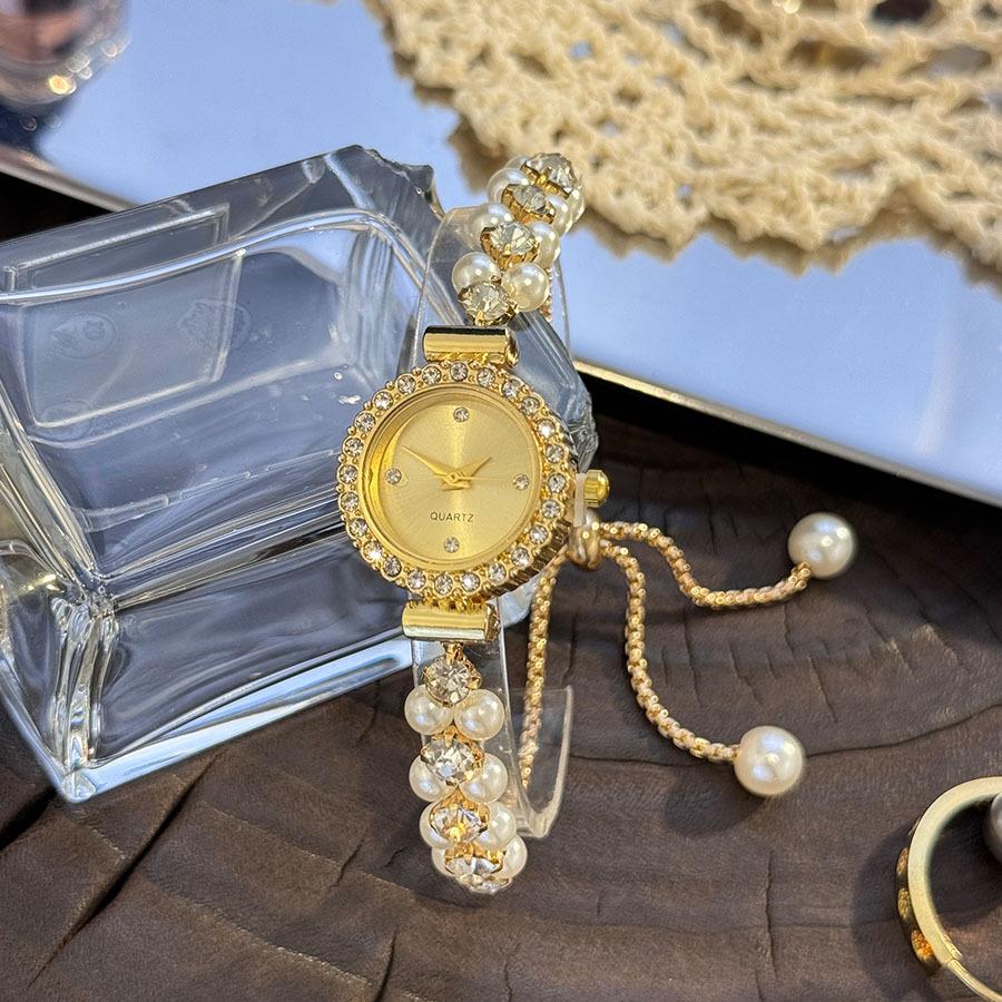 Leicht luxuriöse Damen-Quarzuhr mit Perlen- und Diamant-Mehrfarben-Zifferblatt, verstellbares Perlenquasten-Armband, Retro-Elegant
