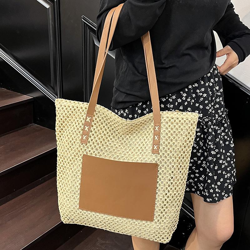 Commuter Large-capacity Straw Bag Women's 2025 New Seaside Vacation Beach Bag Fashion Woven Shoulder Tote Bag