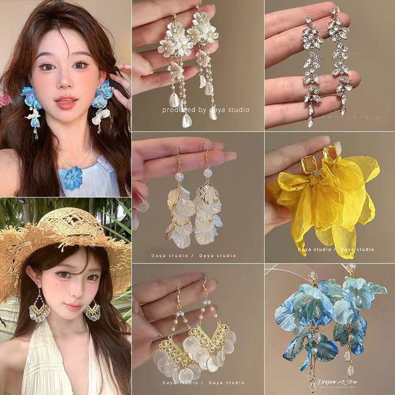 Sea Blue Cluster Silver Needle Flower Earrings: Summer Vacation Luxury