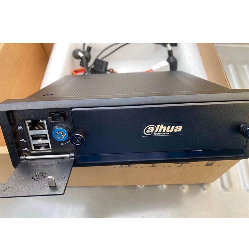 Dahua 4G Vehicle & Marine Mobile NVR CN Plug (adapter Included)