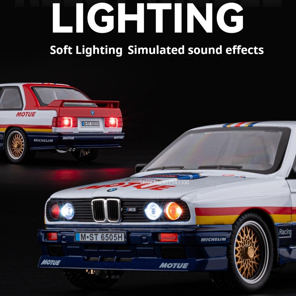 1:24 M3 M4 Toy Car Model Toy Metal Diecast Doors Opened Pull Back Simulation Vehicle Models Toys Kids Decorative Presents