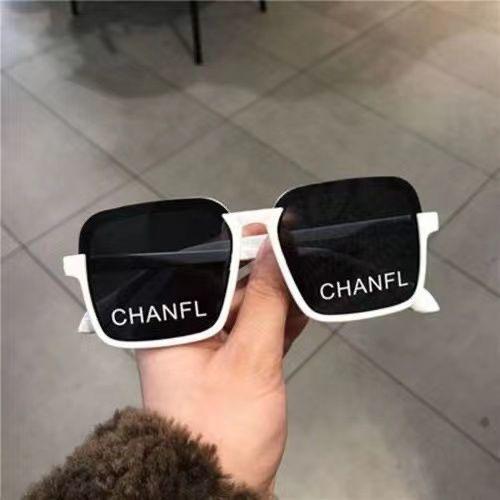 

Детские солнцезащитные очки для мальчиков и девочек, поляризованные, с защитой от ультрафиолета, солнцезащитные очки для малышей, с героями мультфильмов, для маленьких девочек Box another shot