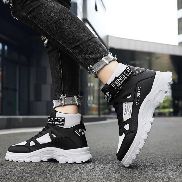 High Top Herrenstiefel Pu-Leder Sneakers Weiße Stiefeletten für trendige Schnallendekoration Sportschuhe 2025 Neue MBoard-Schuhe