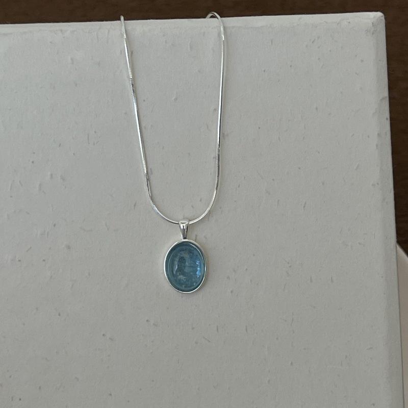 Women s Elegant Oval Sapphire Cubic Zirconia Clavicle Necklace - Simple, Versatile, Trendy Statement Piece