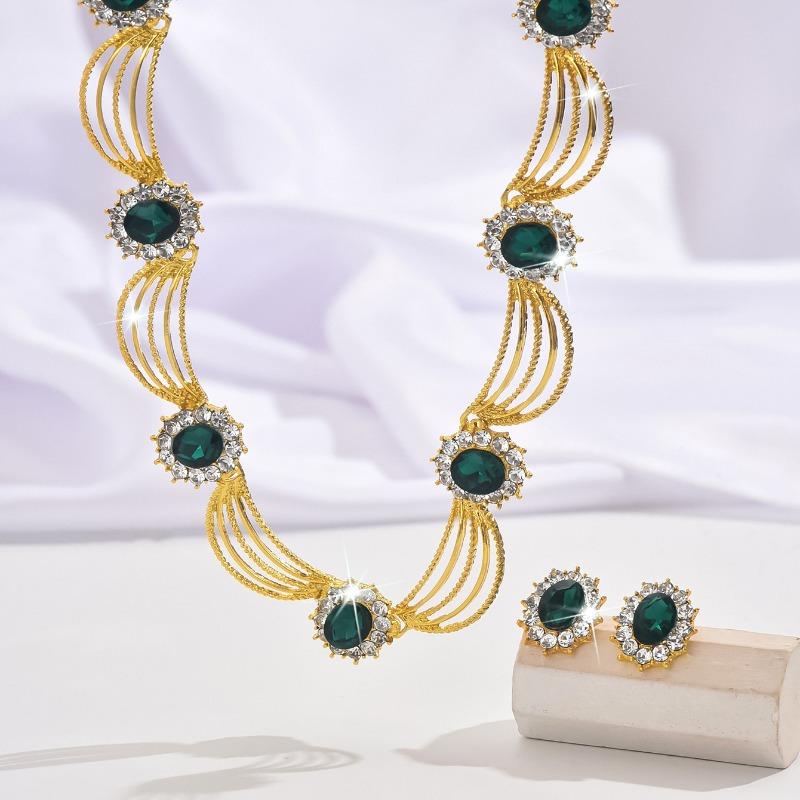 Vintage court style gold-plated alloy short necklace & earrings set for women