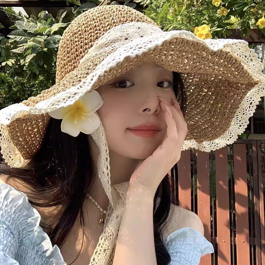 Cappello da sole da donna in paglia con tesa extra larga e bordo in pizzo traspirante per l'estate e la spiaggia