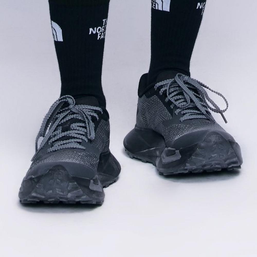 The North Face Men S Vectiv enduriS 4 Black nS97r03b