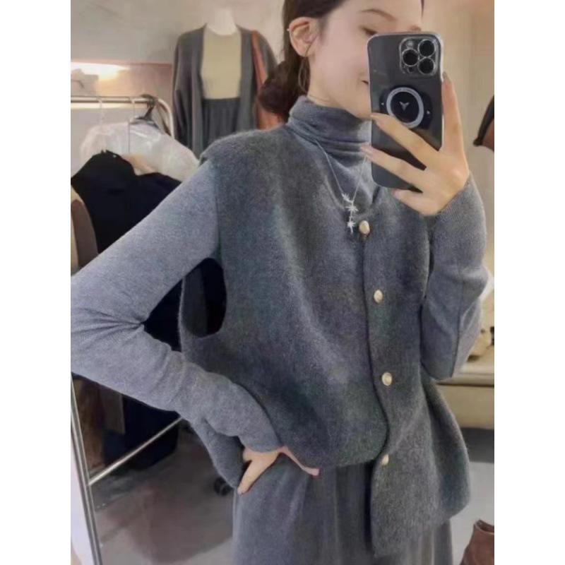 YS Women's Korean Style Slim Fit Layered Sweater Vest - Autumn/Winter Round Neck with Gold Buttons