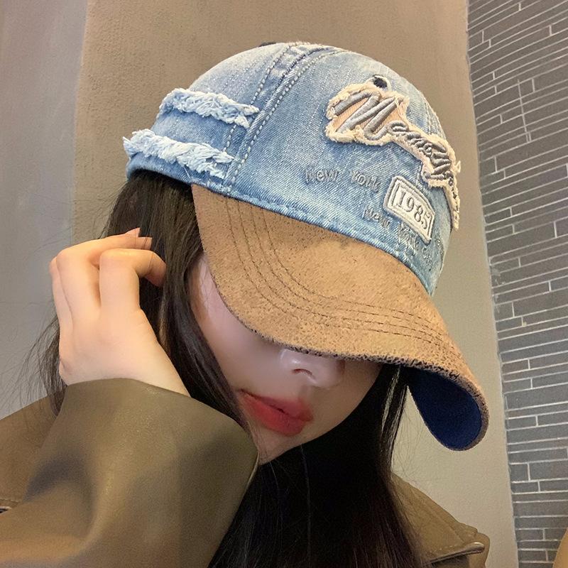 

Denim Fashionable Distressed Baseball Hat For Adults With Design Embroidered светло-синий