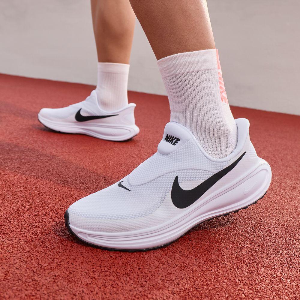 Nike Revolution 8 EasyOn White Black 44