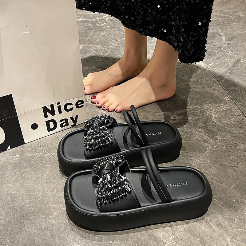 Thick Bottom Step On Shit Wear Summer Bow 2025 New Slippers Rhinestone Feeling Female Outer Drag with Skirt Non-slip Sandals
