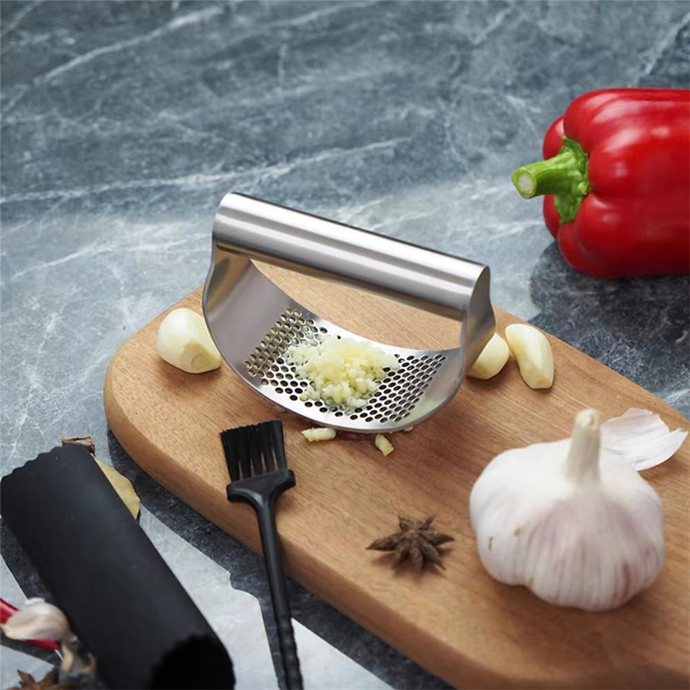 Ruční lis na česnek z nerezové oceli, zakřivený drtič česneku, multifunkční mlýnek na česnek, kuchyňské náčiní pro domácnost