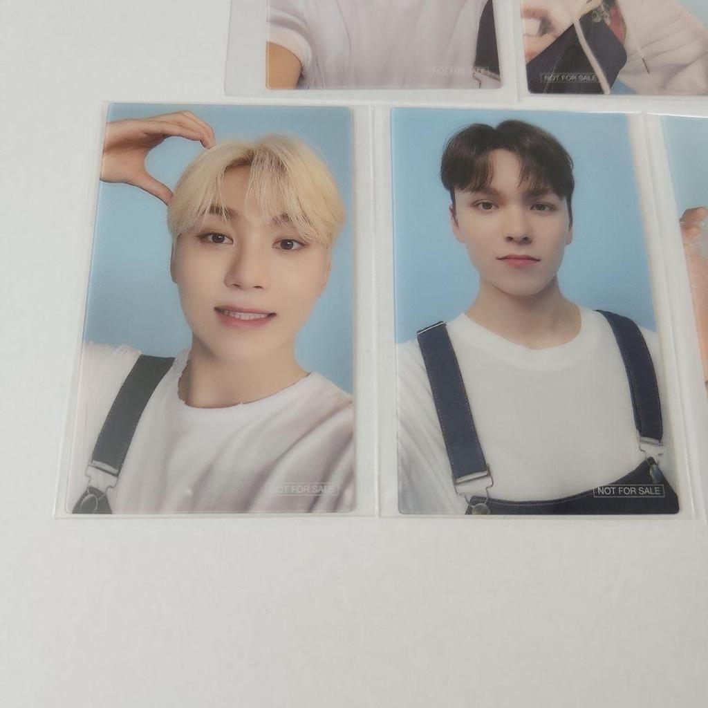 [USED] SEVENTEEN DREAM Universal Music Bonus Clear Trading Cards (12 cards)