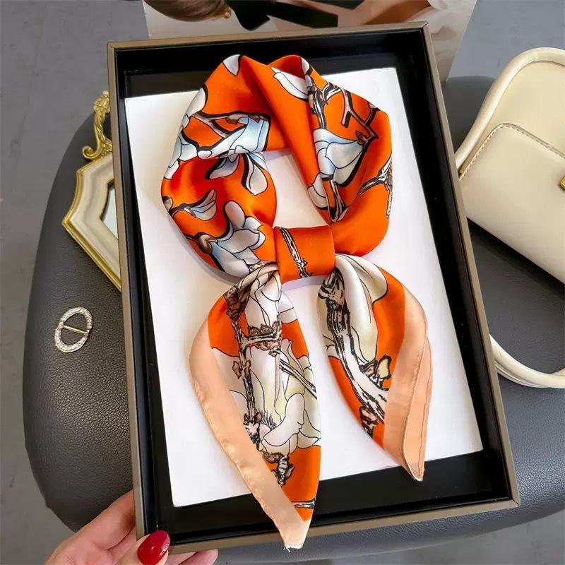 Small square scarf silk scarf women's new spring and autumn shirt suit scarf decorative warm 71 neck scarf scarf