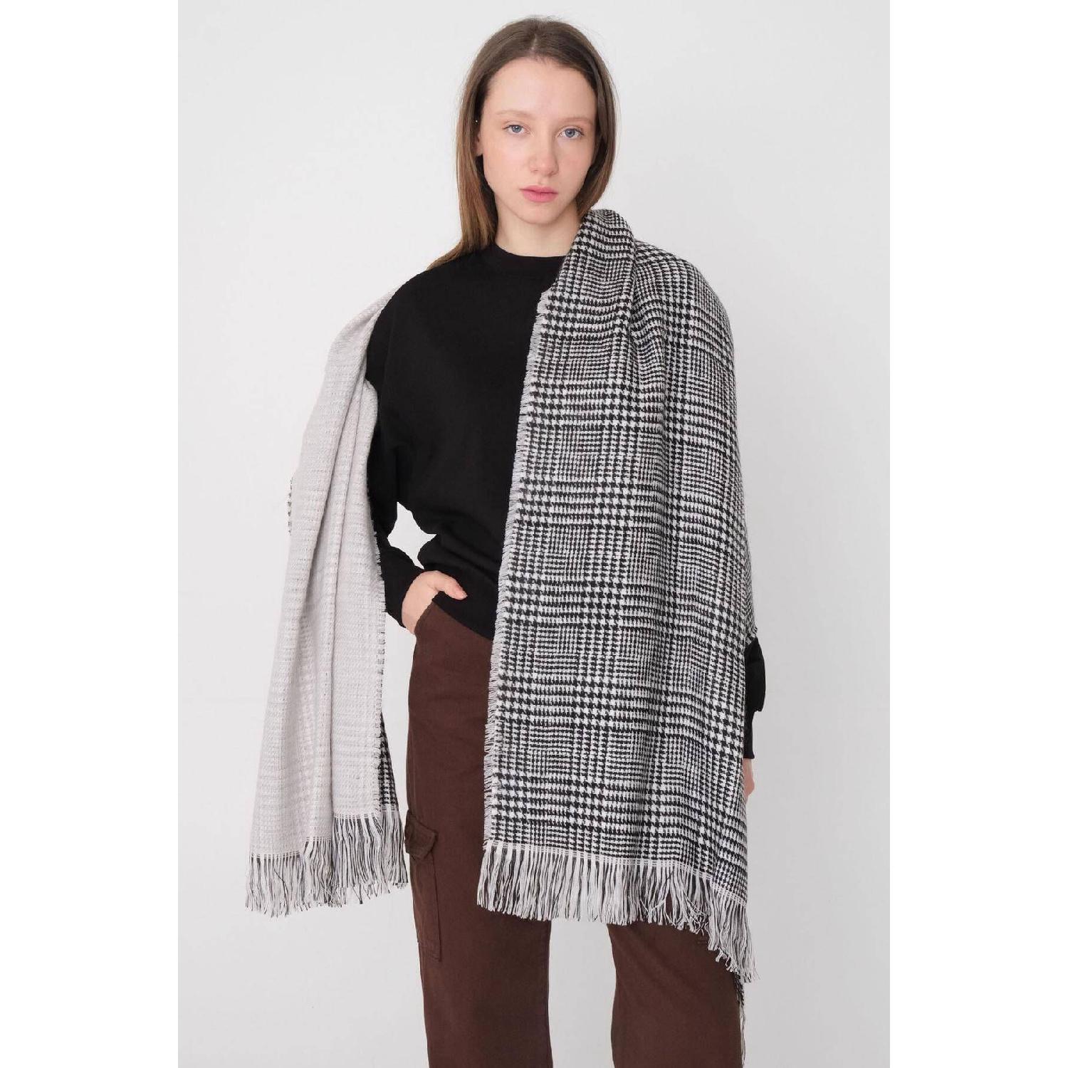 

Двусторонняя толстая шаль Шаль2001 - C6 бежевый