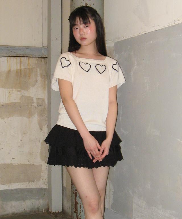 RONRON Heart Line Short Sleeve Knit Ivory