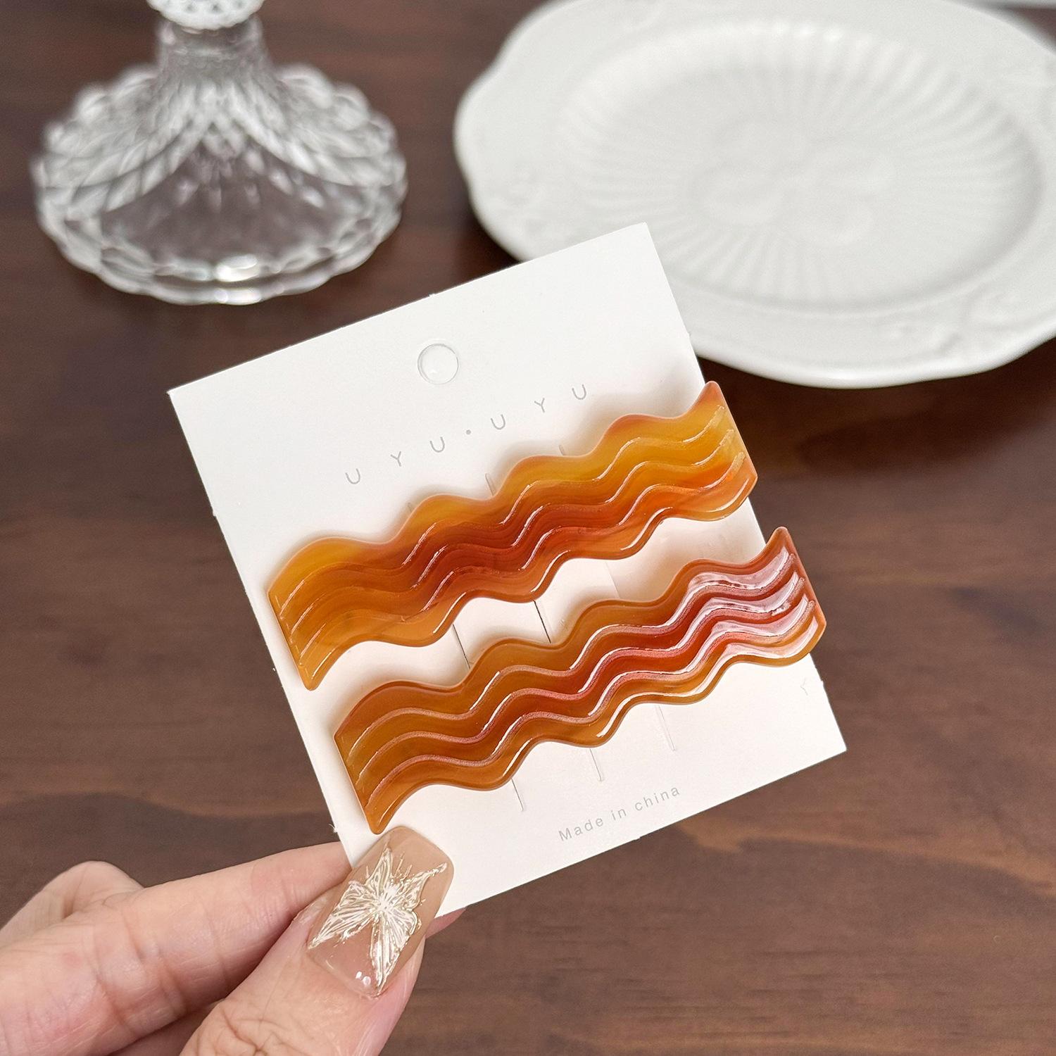 

Трендовая заколка-краб для волос из ацетата воды в мягких пастельных тонах, идеально подходящая для летней моды коричневый