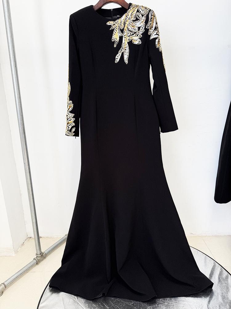 2026 Europäisches & Amerikanisches Designer-Langes Ballkleid mit Starker Perlenstickerei & Strasssteindetails