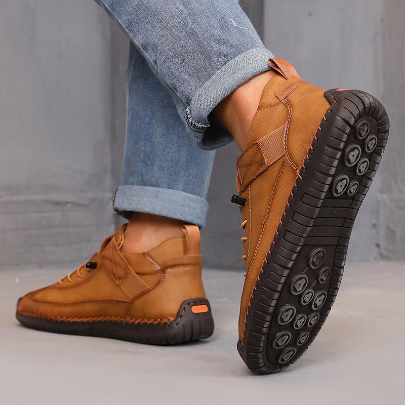 Fashion Women's Handmade Leather Casual Shoes Red Sneakers for Men Shoes Mid Top Women's Boots Anti Slip Spring Autumn Brown Men Loafers