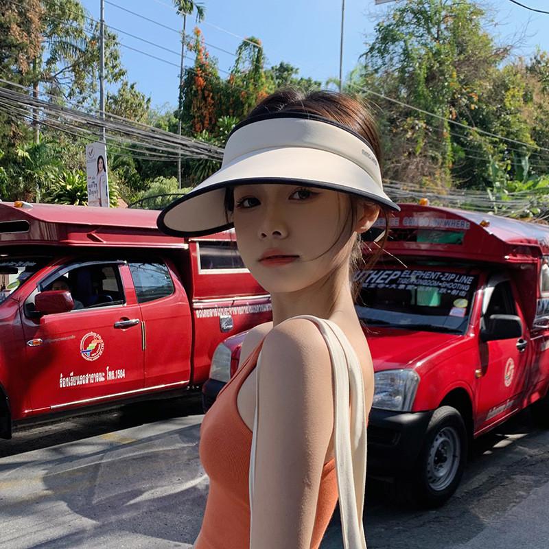 Chic Minimalist Women's Summer Sun Hat With Adjustable Strap And Breathable Fabric